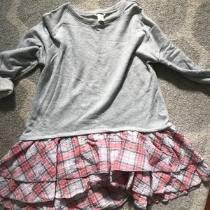 Grey and pink sweatshirt